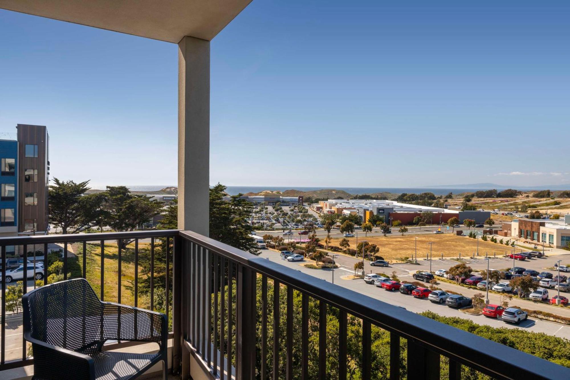 Home2 Suites By Hilton Marina Exterior foto